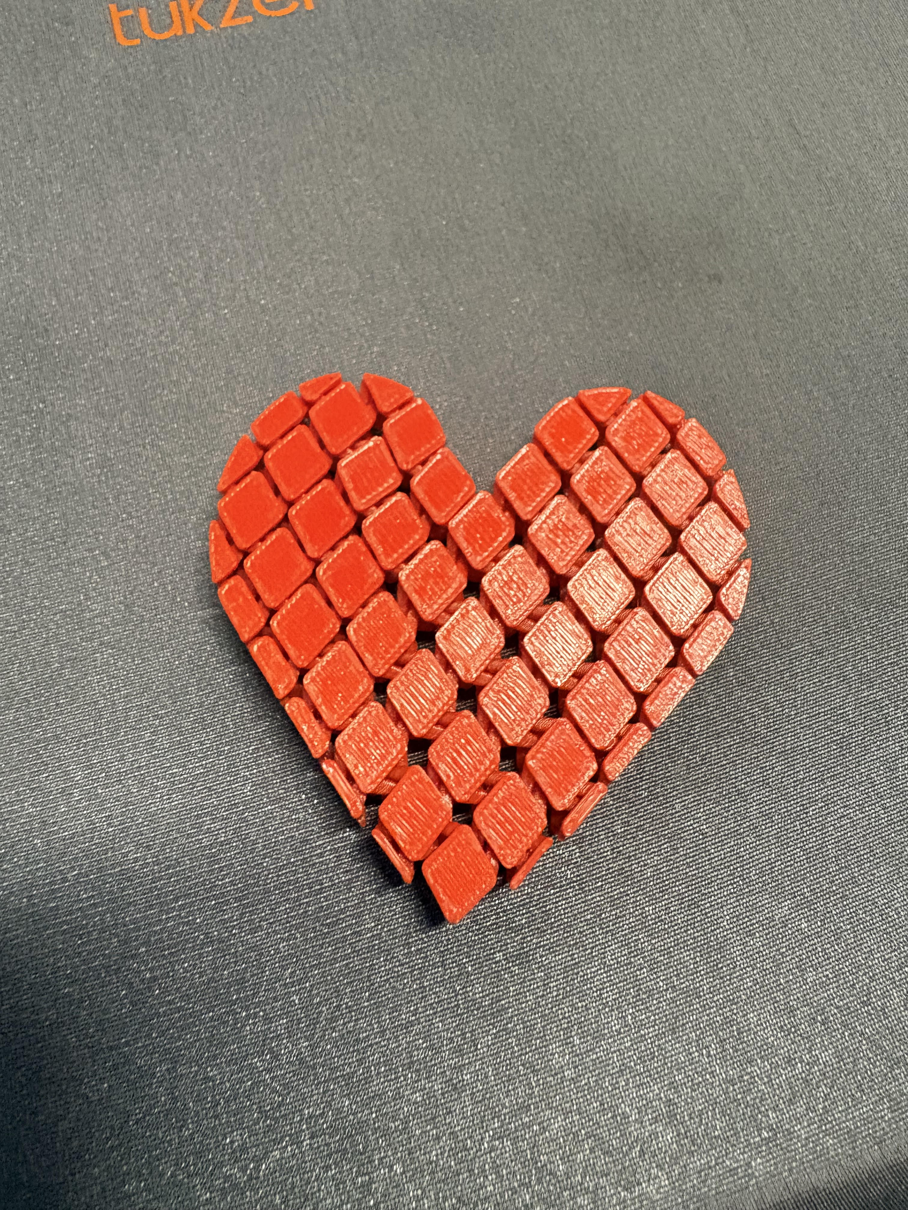 Flex-heart keepsake
